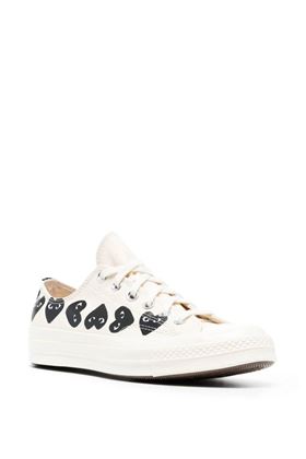 Off-white/black canvas sneaker Comme des Garcons Play | P1K1262